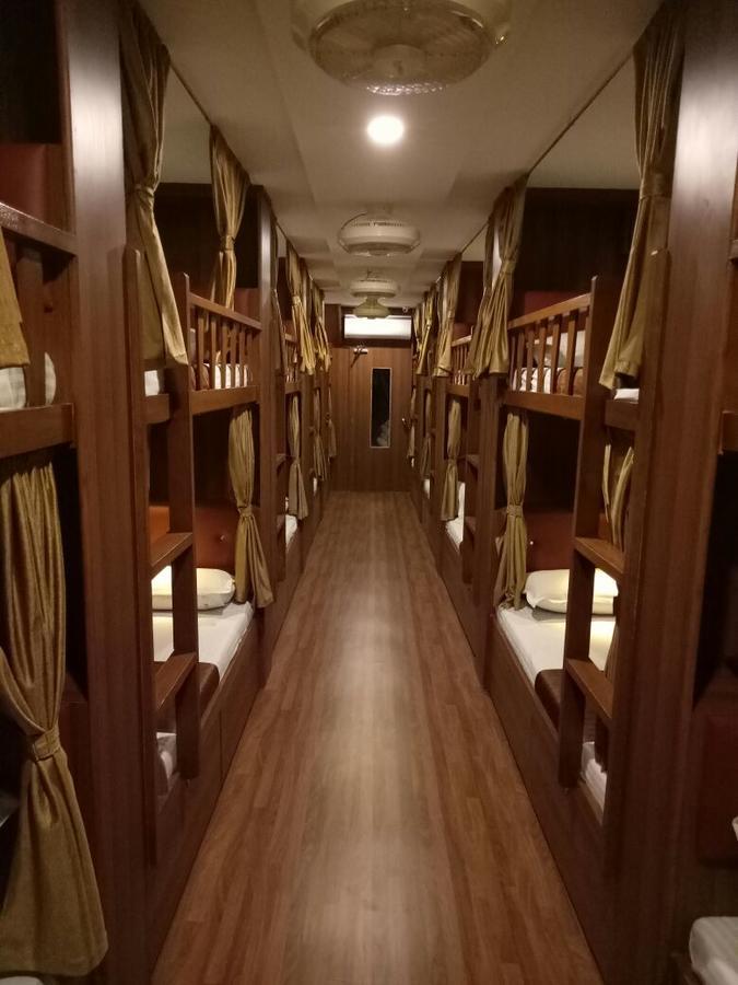 Classic Dormitory Bombaj Zewnętrze zdjęcie