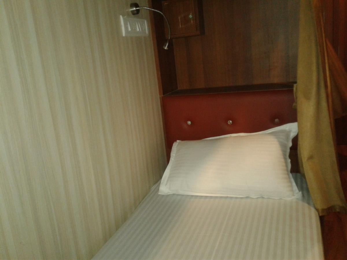 Classic Dormitory Bombaj Zewnętrze zdjęcie